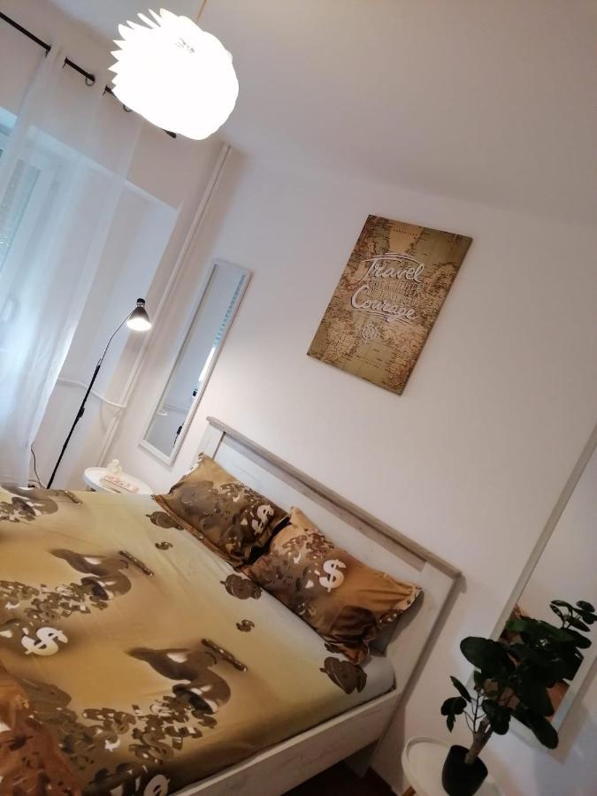 Masaryss Apartament Tulcea Lägenhet Exteriör bild